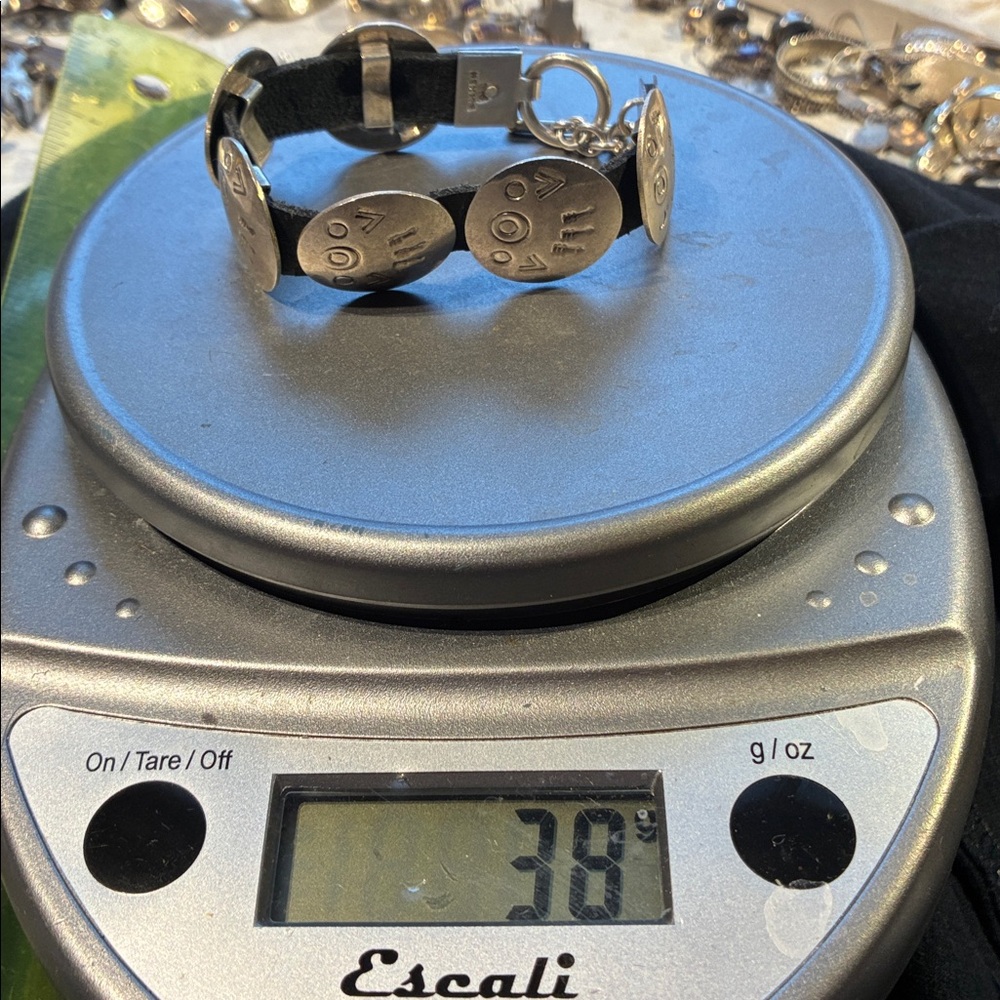 Mexican Circular Disc Bracelet. 925 Silver
38 grams - Picture 2 of 6